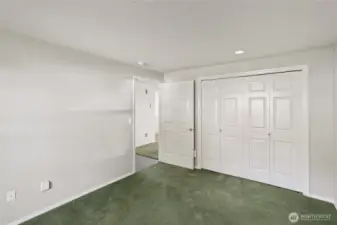 Main Floor Bedroom w/large closet