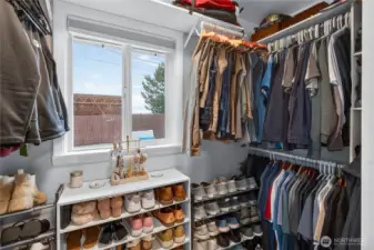 Walk-in Closet