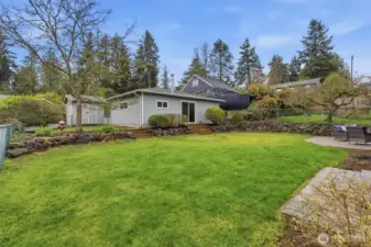 Oversized flat yard rarely found in Seattle