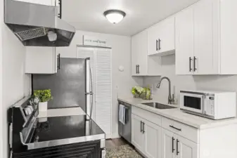 Comes with microwave.