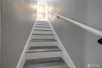 new clean clean stairs