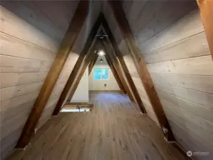 Bedroom/Loft