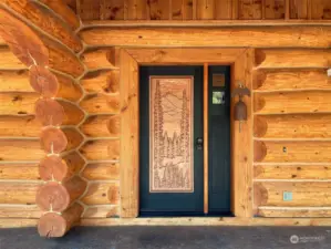 A gorgeous front door entrance welcomes you & your guests.