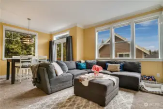 More abundance of light and high ceiling in the living room.