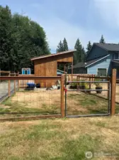 kennel area has separate fencing.