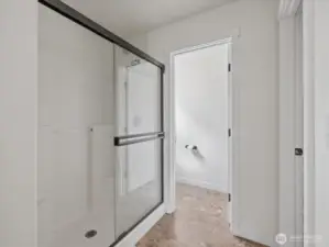Primary shower & separate toilet