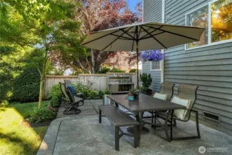Beautifully patterned  & pealed concrete patio.