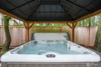 hot tub with cover