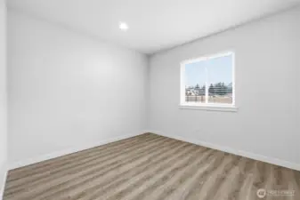 Second bedroom.