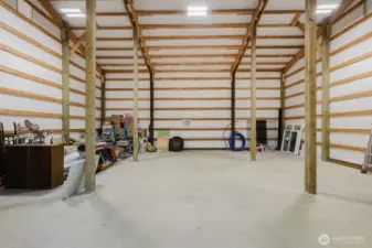 Inside of shop is wide open and ready for your projects and tools!