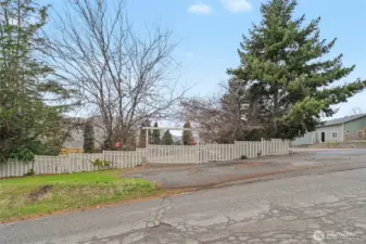 Large fenced yard w/double gated entry