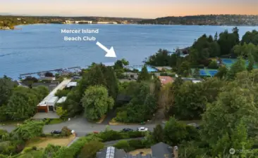 Across from Mercer Island Beach Cl