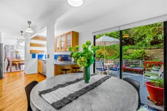 Kitchen W/Eating Space