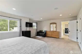 Offering a versatile layout and direct access to ensuite bath and walk-in closet.