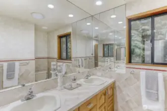 2nd View - Upper Bathroom - Main