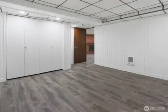 2nd View, 1 Bedroom (Unit B)