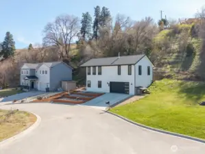 Beautiful home in a quiet location in Cashmere.