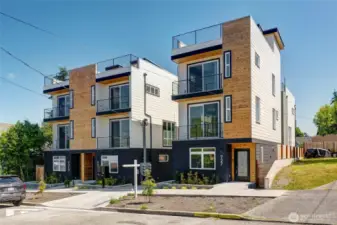 Welcome to Greenwood's modern community—your new home awaits!