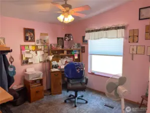 2nd Bedroom