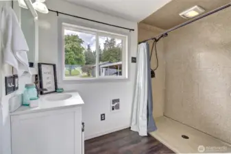En-suite bathroom