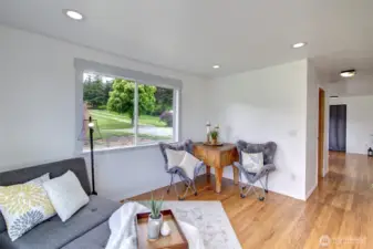 Front sitting room - Flex space to be used as you desire