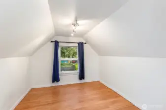 Office/Den/Flex space upstairs