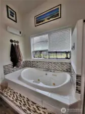 Jetted Tub