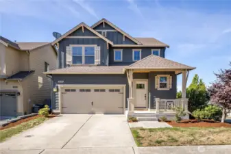 Welcome home to this beautiful corner lot in Edgeview!