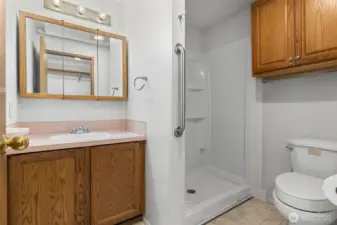 Primary bath