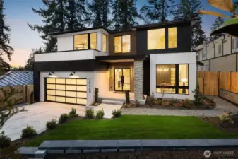 Stunning NW Contemporary home by boutique builder Belle Crown Homes