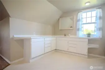 Upstairs Large bathroom