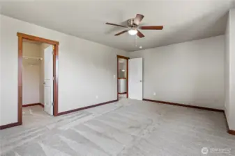 Upstairs Bedroom with walkin closet