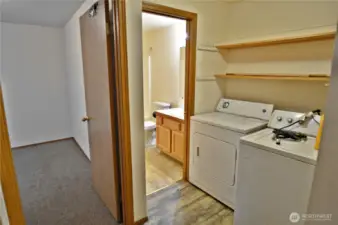 16413 Laundry