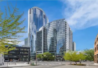 A Vulcan glass and steel condominium and in prime location.  Down the street from Amazon Sphere and across the street from Whole Foods.