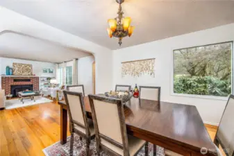 open concept dining room