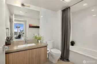 2nd Full Bathroom