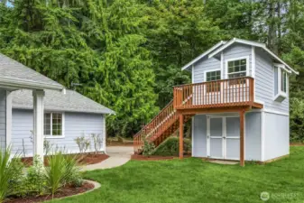 Detached bonus space!