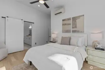 Upstairs Primary Bedroom