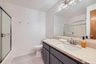 LOVLEY SECOND FULL BATHROOM IS UPDATED AND HAS IT ALL, PERFECT FOR FAMILY AND GUESTS.
