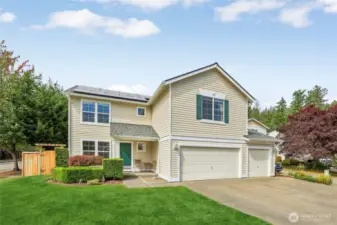 4 Bedroom, 3 Car Garage home on a corner lot in a quiet cul-de-sac.