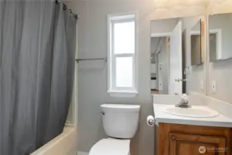Main bathroom