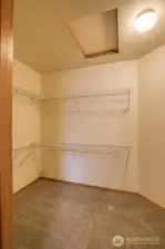 Walk-in Closet