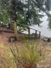 Beach access about 75 feet to the left of the Hamma Ridge turn off.