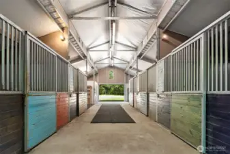 5-Stall Barn with Tack Room, Wash Rack and Feed