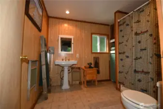 FULL bathroom