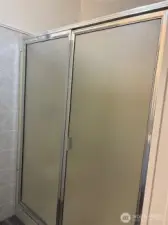 Main bathroom shower