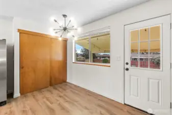 Kitchen dining area & door to Covered patio