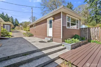 Finished space at back of 1 car garage