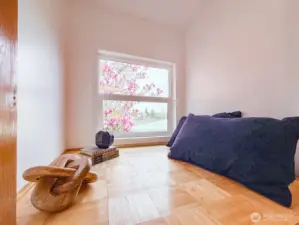 Reading, Mediating Nook