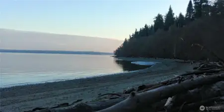 Taken from the beach right below the bluff 01